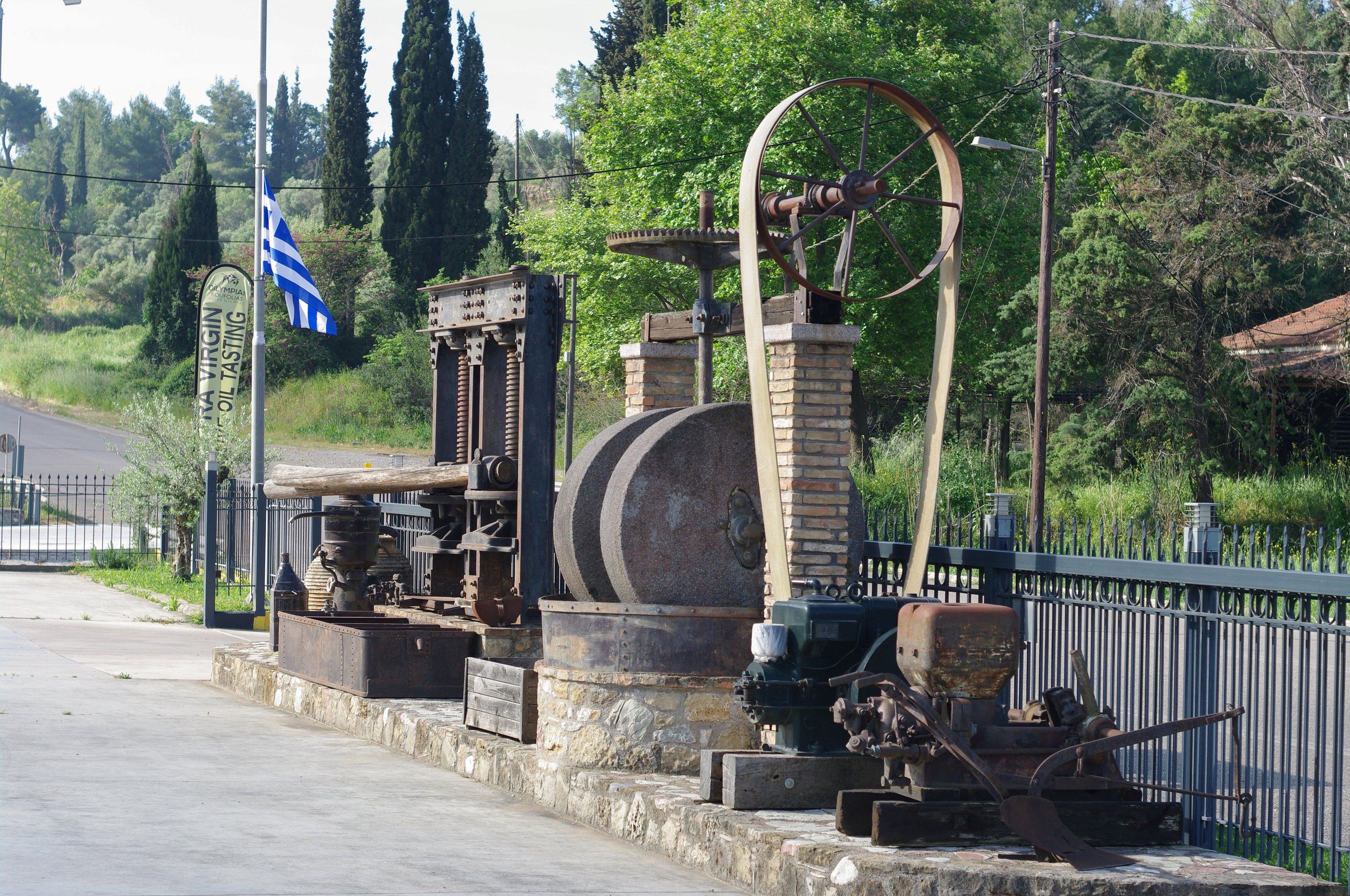 Führung durch die Ölmühle und Olivenölverkostung im antiken Olympia