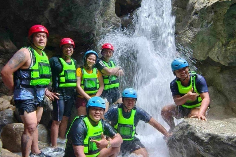 Cebu: Wędrówka na szczyt Osmena i kanioning Fun Badian KawasanCebu: jednodniowa wycieczka na szczyt Osmeña i kanion Kawasan Falls