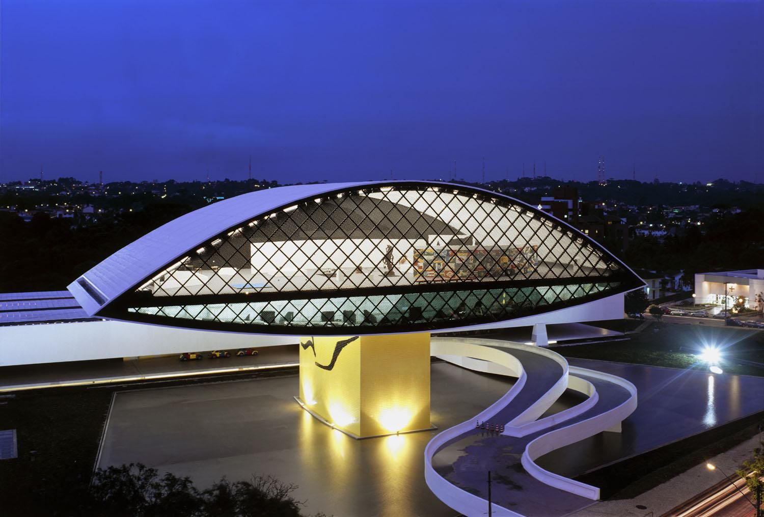 Ticket fürs Oscar-Niemeyer-Museum