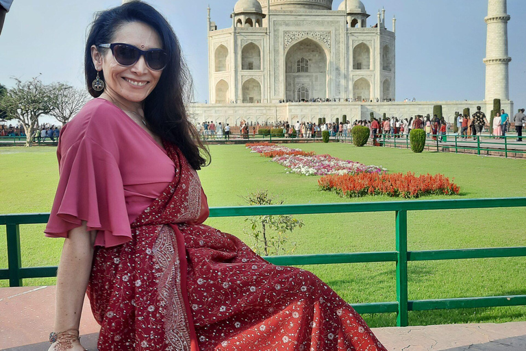 Delhi: Taj Mahal Sunrise & Agra Private Tour with Guide Car + Tour Guide only