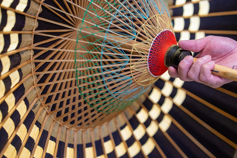 Kanazawa: Samurai and Geisha Culture Walking Tour with Lunch