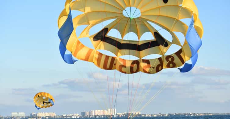 Miami: Parasailing Experience in Biscayne Bay photo 14