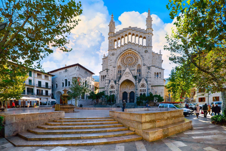 De wonderen van Soller Village aan de Tramuntana Halve Dag Tour