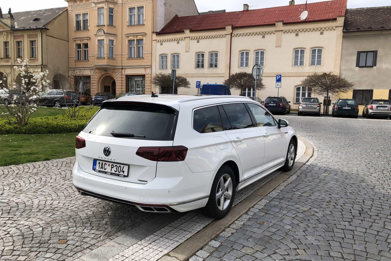 Prague: Private transfer to the airport (PRG) Private transfer to the airport (PRG)