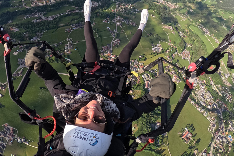 Berchtesgaden: Tandem Paragliding Flight over Königssee