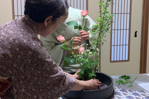 Kanazawa: Ikebana Workshop with Kimono Option (Location A) Ikebana Workshop with Kimono (Option B) Shoseian