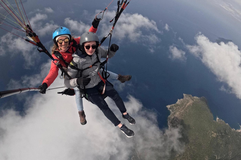 Tandem Paragliding in Fethiye, Oludeniz | Female Pilot