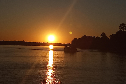 Sambesi Bootsfahrt bei Sonnenuntergang