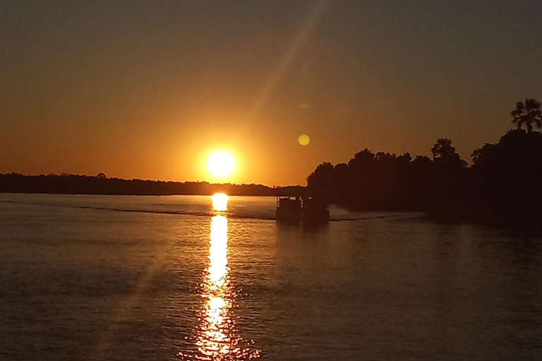 Croisière au coucher du soleil sur le Zambèze