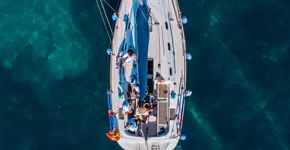 Cagliari: Luxury Sailing Cruise from Cagliari to Nora