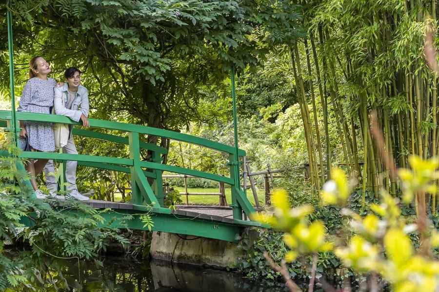 Ab Paris: Tour nach Giverny mit Audioguide oder Live-Guide