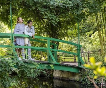 From Paris: Giverny Day Trip with Audio Guide or Live Guide