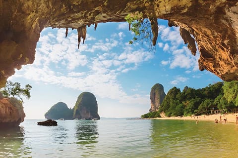 Krabi: Railay Phra Nang & Diamond Cave Sunset Plankton Tour - Image 2