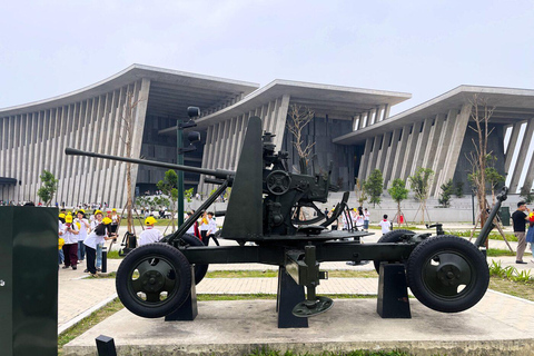 Hanoi: Military History Museum, Hoa Lo Prison & Gardens Tour Small Group: All-In-One Tour: Highlights & Train Street