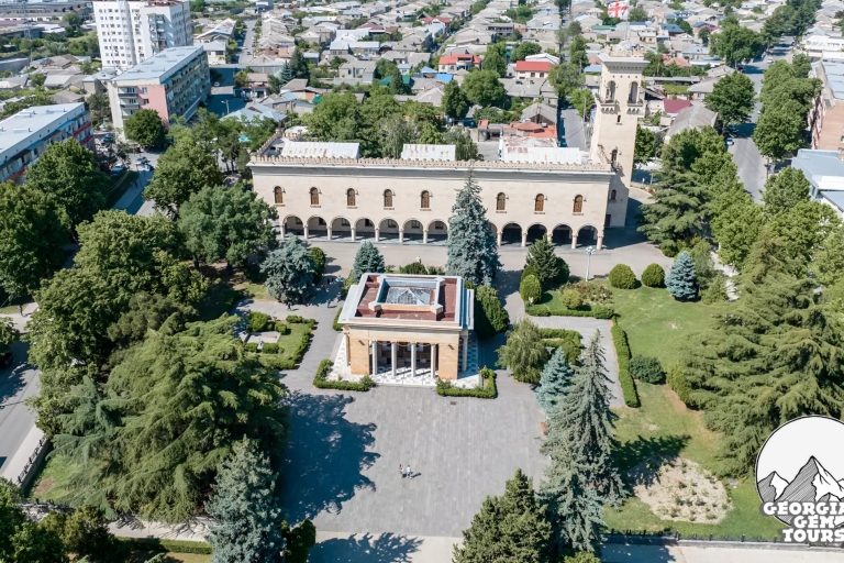 "De Tbilissi à l'histoire : Mtskheta, Jvari, Gori, Uplitsikhe".Histoire de la Géorgie
