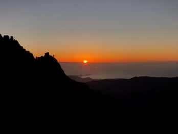 Madeira: Sunrise at Pico do Arieiro & Hike Larano trail