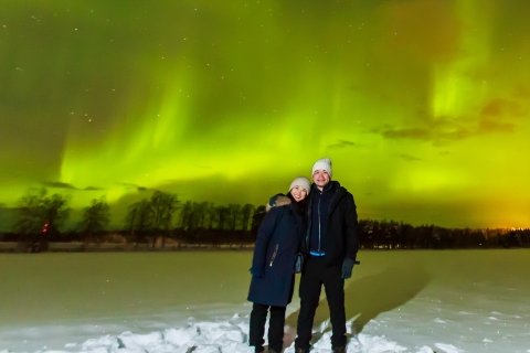 Rovaniemi: Aurora Hunting Photo Tour on the Best Location