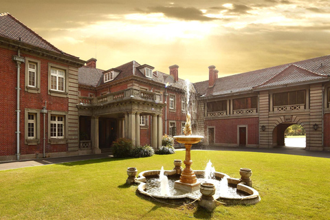 Shanghai: Art & Culture Guided tour in the French Concession & the Bund