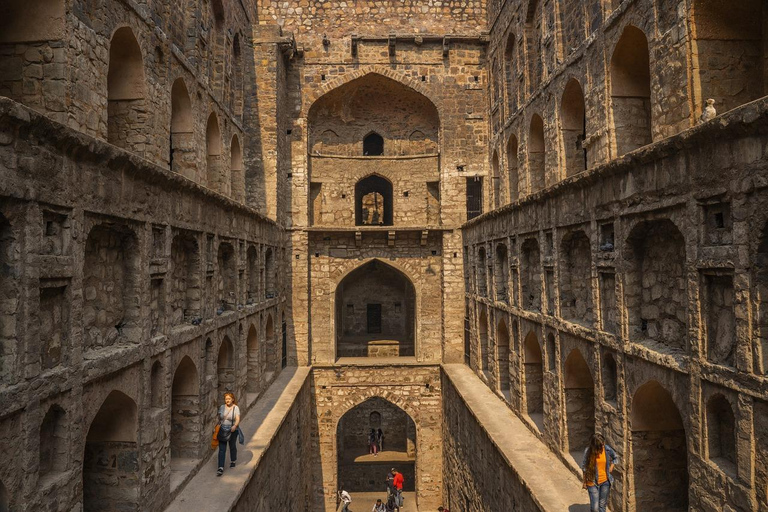 Vieja Delhi: Tour Privado de Chandni Chowk y Agrasen Ki BaoliDelhi: Visita Privada a Chandni Chowk y Agrasen Ki Baoli