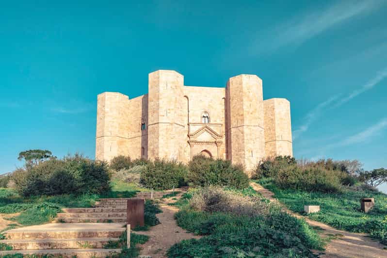 Castel del Monte eBike Tour