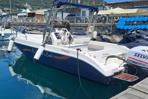 Salerno: Boat Rental for Amalfi Coast (License-Free)Amalfi Coast: Rent boats in Salerno without a license