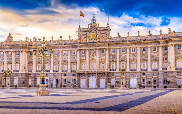 Palace of Madrid Audio Guide (Admission txt NOT Included)