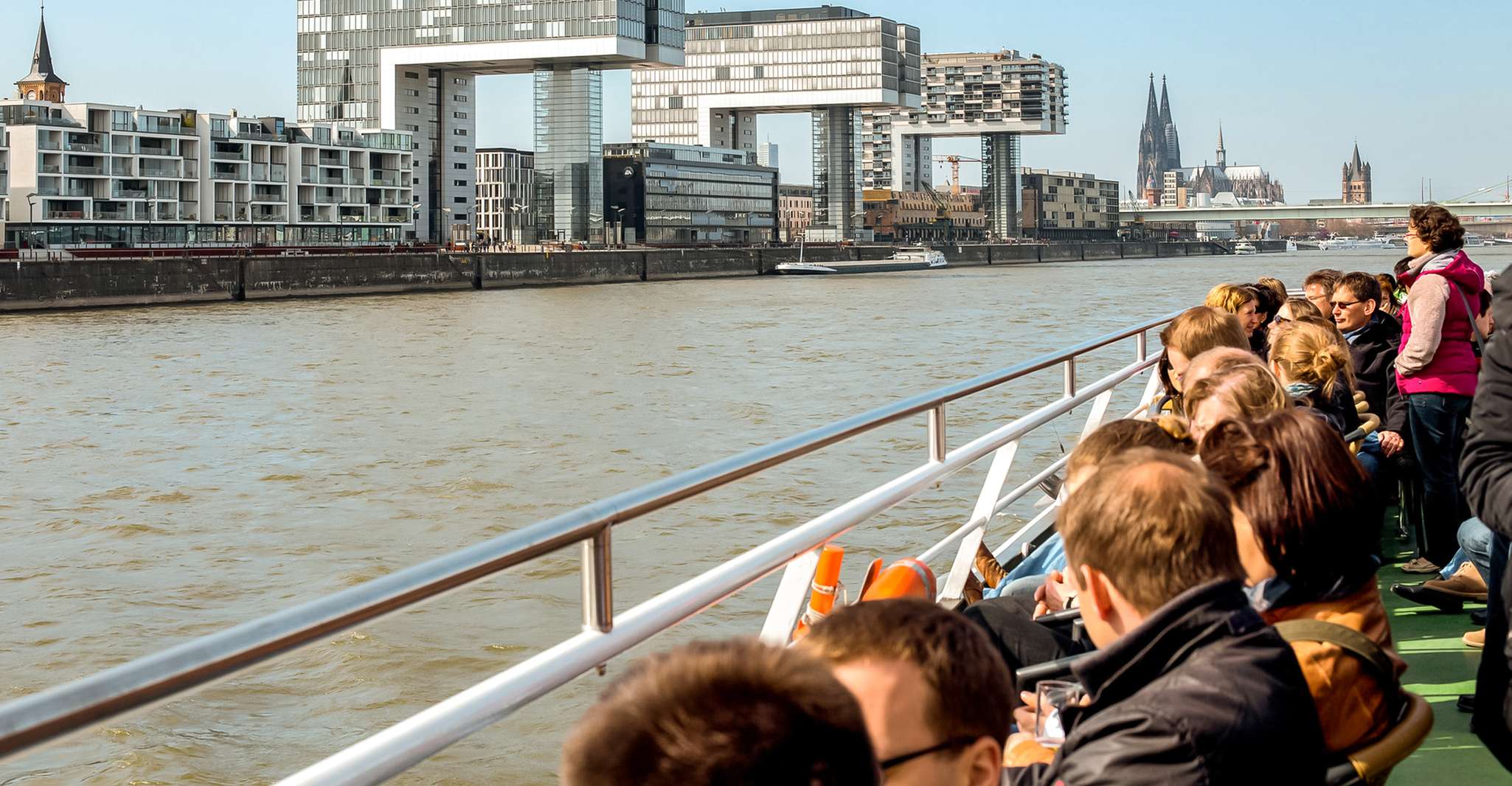 Cologne, Panoramic City Cruise - Housity