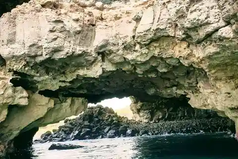 Tour in barca - Grotta di Aguas Belas - Ribeira da Barca