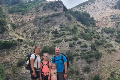 Da Gjirokaster: Escursione di un giorno alle cascate e ai canyon di Nivica