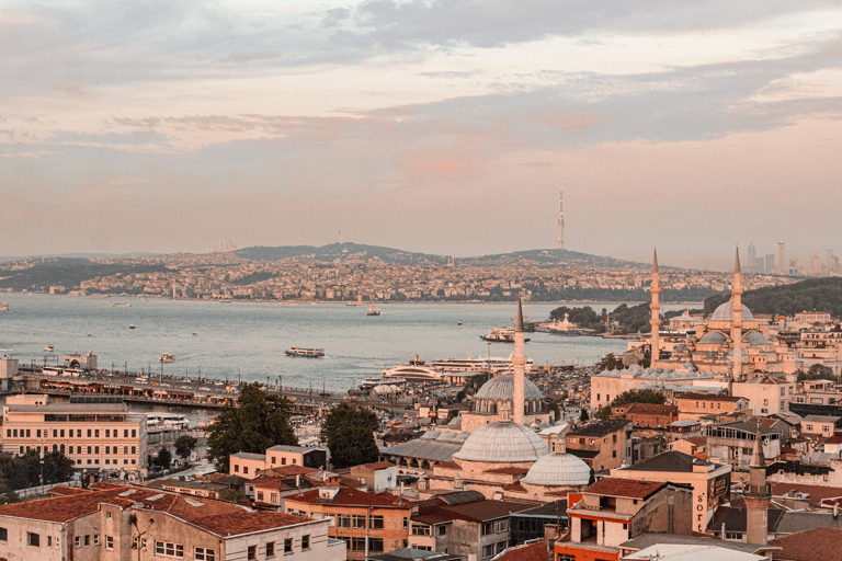Istanbul Discovery: 3 Nights Hotel Stay & Private Tour Istanbul 3-Night Private Tour & Bosphorus Dinner Cruise
