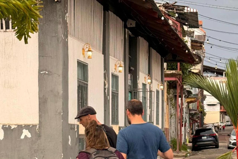 Excursão de meio dia ao Casco Viejo: A verdadeira cidade com um toque local