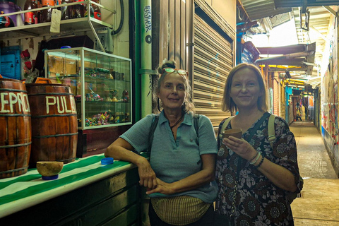 Oaxaca: Walking Traditional Food Tour with Ancestral Drinks
