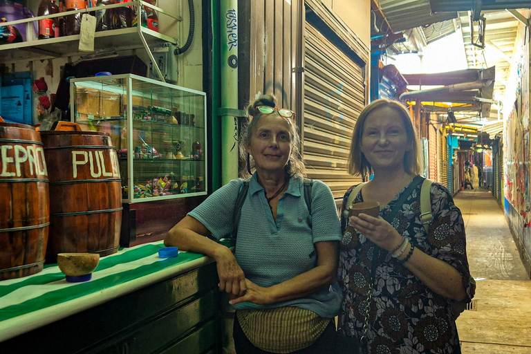 Oaxaca: Walking Traditional Food Tour with Ancestral Drinks