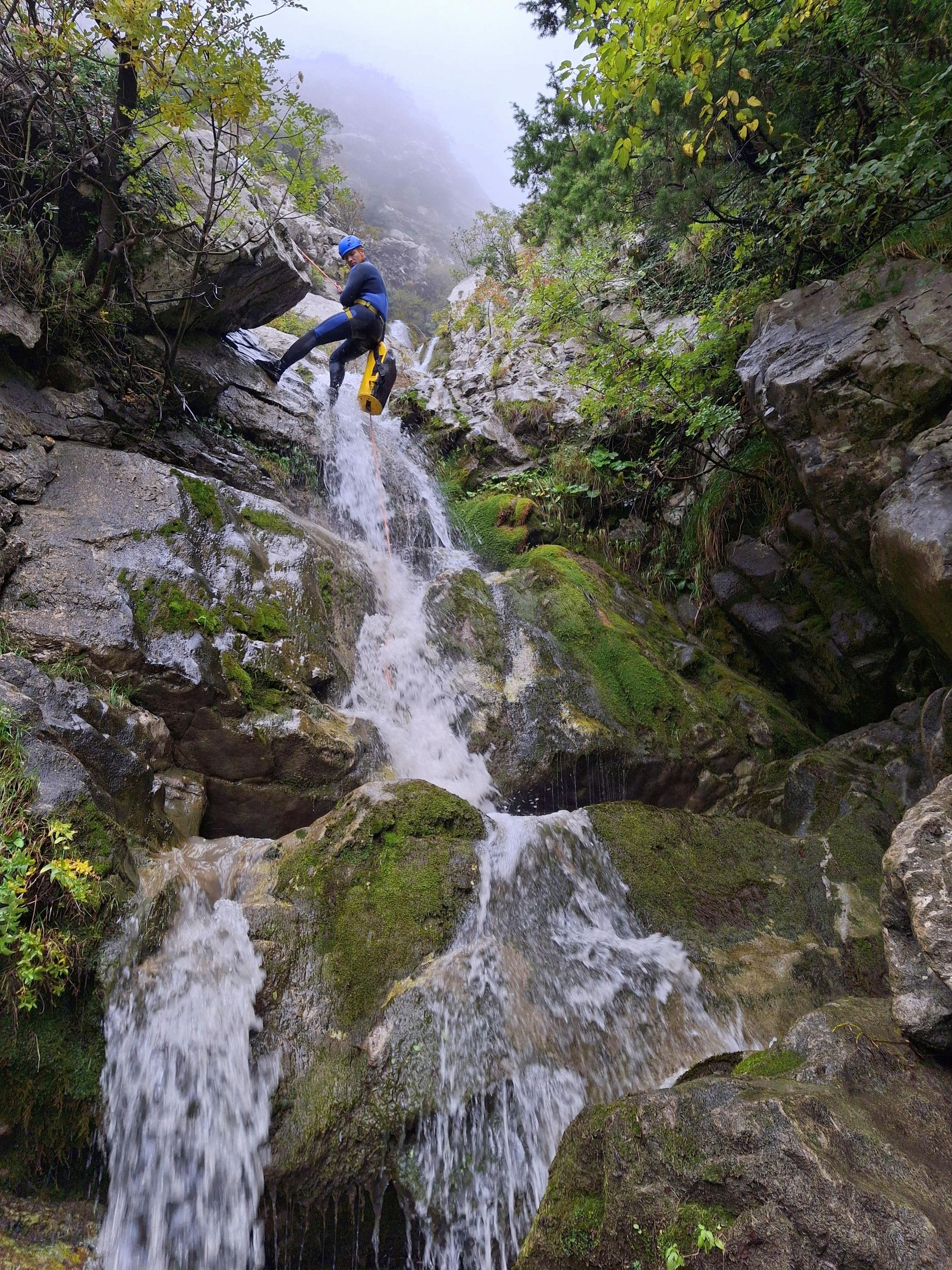 Canyoning in einem abgelegenen Canyon in Lektija (flexible Zeit)