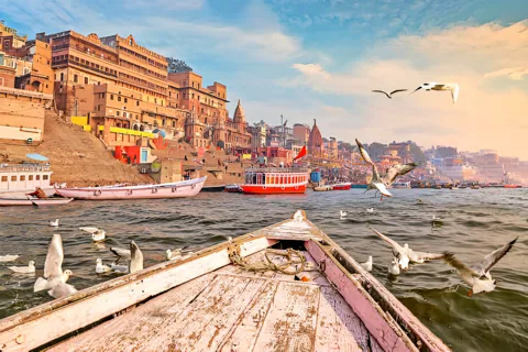 Varanasi: Guided Tour of Varanasi & Sarnath By AC Car