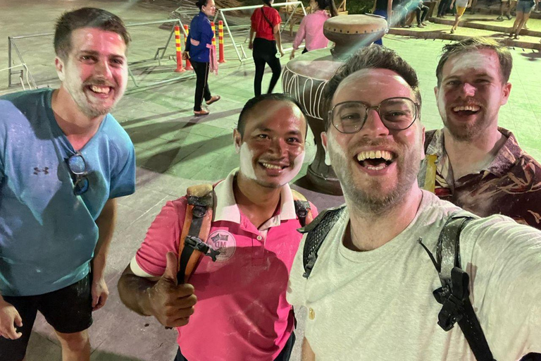 Phnom Penh: Hidden Gems Walking Tour with Local Guide