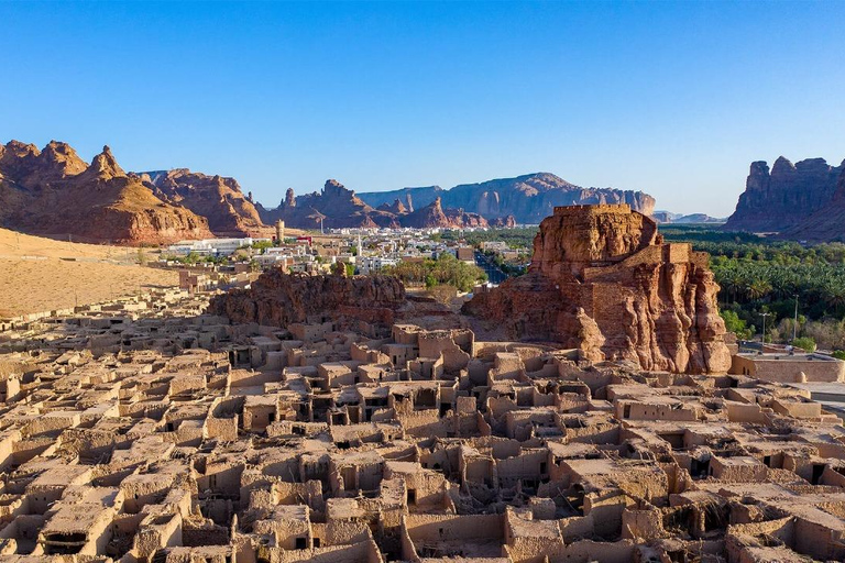 Al-'Ula: Hegra Winter's Edge e spedizione al tramonto nabateoAlUla: Hegra Winter's Edge &amp; Nabataean Sunset Expedition