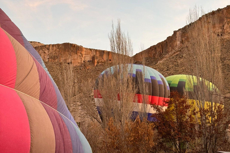 Capadocia : Vuelo en Globo en el Valle de Soganli