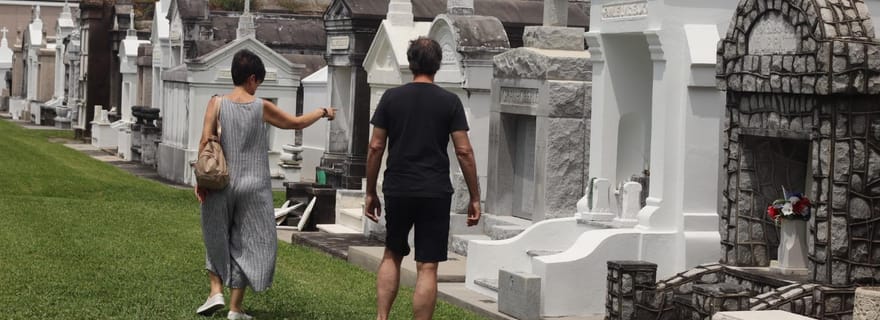 Visite de la ville en voiture avec un musicien de jazz + photos