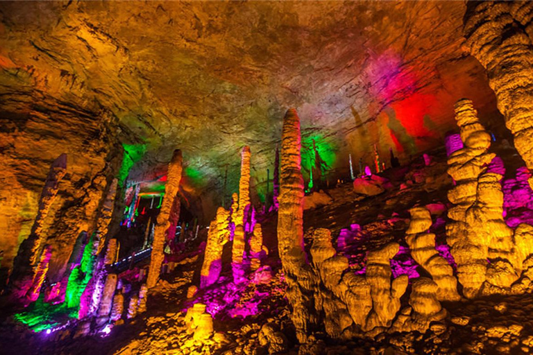 تشانغجياجيه: جولة خاصة مع جسر زجاجي وركوب قارب