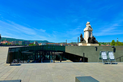 Budapest : Visite audioguidée du Parlement avec croisière en optionCitoyens non européens