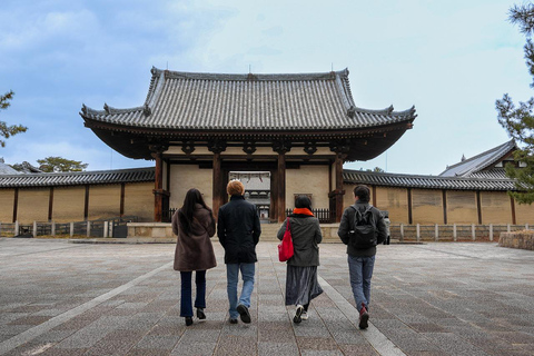 Excursión Privada de un Día a lo Más Destacado de Nara y Osaka