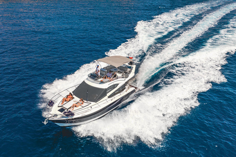 Palma: Private Flybridge Motorboat Tour - All Included Palma: Sunset Tapas Cruise to Caves or Calas on a Llaut