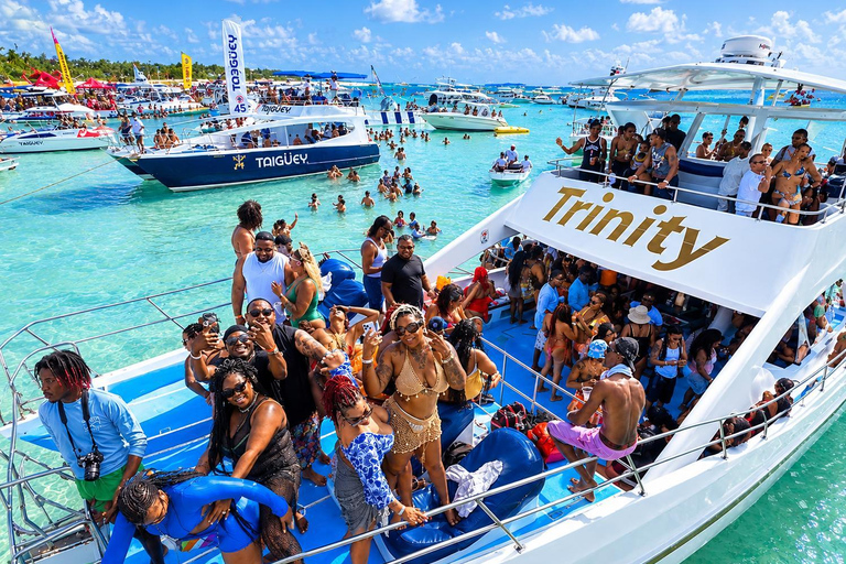 Punta Cana Parasailing & Hip-hop Party Boat Combo