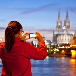Cologne: Guided Walking Tour by Torchlight