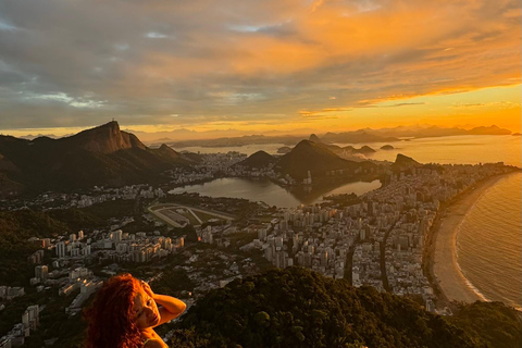 Dawn at Morro Dois Irmãos Sunrise at Morro Dois Irmãos