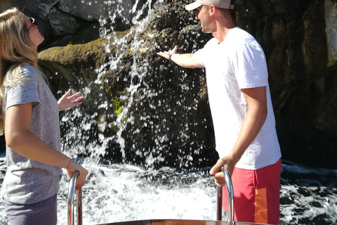 Sorrento: Passeio de barco partilhado em Capri com snorkeling e diversão!