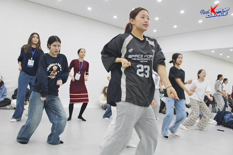 سيول: دورة رقص الكيبوب (موصى بها من قبل CNN وBBC)صف خاص