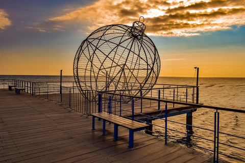 Larnaca: Private Guided Walking Tour with Museum Entry