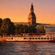 Riga: 1-stündige Bootsfahrt bei Sonnenuntergang